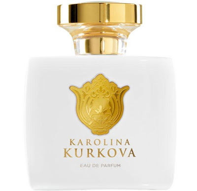 Karolina Kurkova giới thiệu dòng nước hoa đầu tiên. - Karolina Kurkova - Nước hoa - Người mẫu - Tin thời trang
