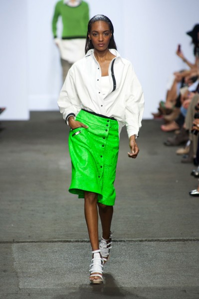 เบรกความสดจากสีนีออน ด้วย แฟชั่นสตรีทแวร์ Rag & Bone - แฟชั่นโชว์ - เบรกสีนีออน - แฟชั่นสตรีทแวร์ - Rag & Bone - มิกซ์ แอนด์ แมทช์ - ดีไซเนอร์
