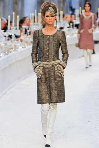 Cảm nhận hơi thở Ấn  Độ trong BST Thu đầy bí ẩn từ Chanel Pre-Fall 2012 - Bộ sưu tập - Chanel