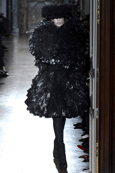 BST Thu 2013 cực độc đáo từ Gareth pugh - Thời trang nữ - Bộ sưu tập - Nhà thiết kế - Thời trang - Thu 2013 - Gareth Pugh