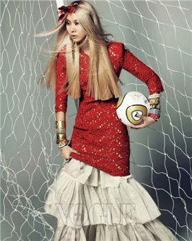 แฟชั่นเก๋ๆต้อนรับฟุตบอลโลกกับนิตยสาร Vogue Korea - แฟชั่น - Vogue - นิตยสาร