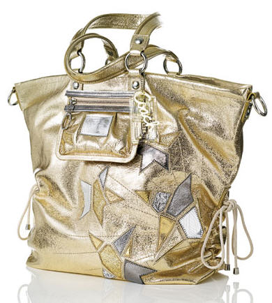 สวยสดใสรับฤดูฝน - COACH - แฟชั่น