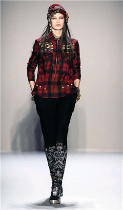 Alexandre Herchcovitch's Russian dolls: Fall 2010 - Gucci - Women's Wear