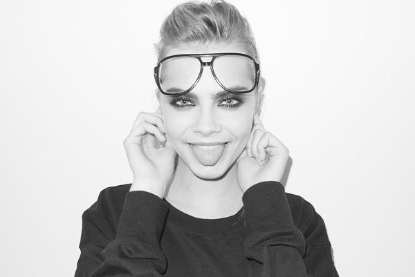 Cara Delevingne Quậy Tưng Bừng Trước Ống Kính Của Terry Richardson [PHOTOS] - Cara Delevingne - Terry Richardson - Hình ảnh - Sao