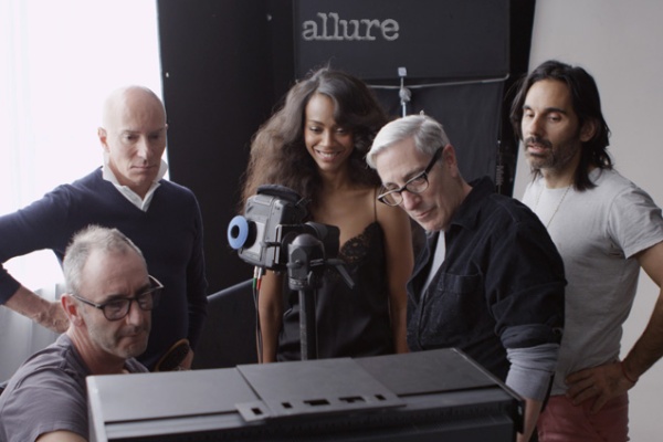 Zoe Saldana khoe thân trần trên tạp chí Allure Mỹ tháng 6/2013. [PHOTOS] - Zoe Saldana - Phong cách sao - Tin thời trang - Thư viện ảnh