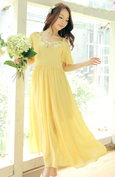 "ชุดแซกยาว" ใส่สวย สบายๆ ไม่ยุ่งยากยามหน้าฝน - แฟชั่นคุณผู้หญิง - การแต่งตัว - ชุดแซกยาว - เดรสยาว - ชุดกระโปรงยาว - เสื้อผ้าเบาสบาย