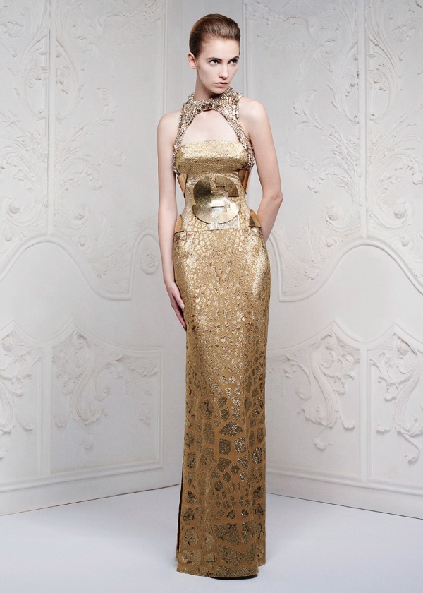 Ngọt ngào mà quý phái trong BST Reosrt 2013 cảu Alexander McQueen - Thời trang nữ - Bộ sưu tập - Resort 2013 - Alexander McQueen - Nhà thiết kế