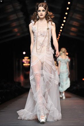 Dior Show Looks Past Galliano, Evokes Fashion Label's History