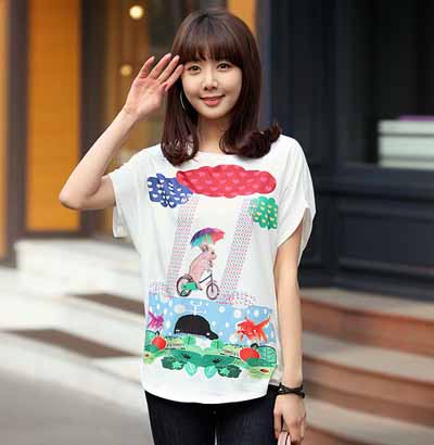 เรียบง่าย แฟชั่นเสื้อยืด ใส่สบายๆ แม้ยามฝนตก - การแต่งตัว - แบบเสื้อยืด - แฟชั่นเสื้อยืด - เสื้อยืดใส่สบาย - แบบเสื้อยืดลายน่ารัก - แต่งตัวสไตล์เสื้อยืด