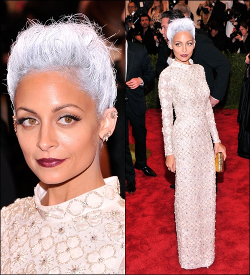 ส่องเมกอัพสาวๆ พรมแดงงาน Met 2013 ใครรอด? ใครร่วง? - แฟชั่นคุณผู้หญิง - Celeb Style - เครื่องสำอาง - แต่งหน้า