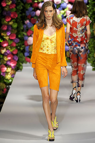 Yellow-trend of the moment - Fashion - Women's Wear - Trends