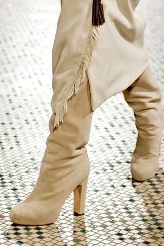 Knee-High Boot: New Trend for Autumn/Winter 2011-12 - Shoes - Boots