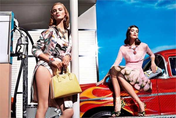 Cổ điển và ngọt ngào trong BST Xuân/Hè 2012 của PRADA [VIDEO] - Thời trang nữ - Bộ sưu tập - Prada