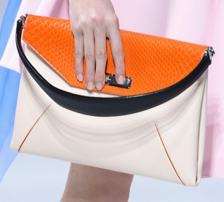 Những chiếc túi xách hoa lá tinh tế trong BST Dior Cruise 2014 - Dior Cruise 2014 - Thời trang nữ - Bộ sưu tập - Nhà thiết kế - Thời trang - Phụ kiện - Túi xách