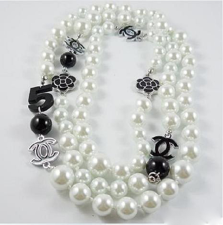 Luxurious Jewelry in Chanel Collection - Accessories - Chanel