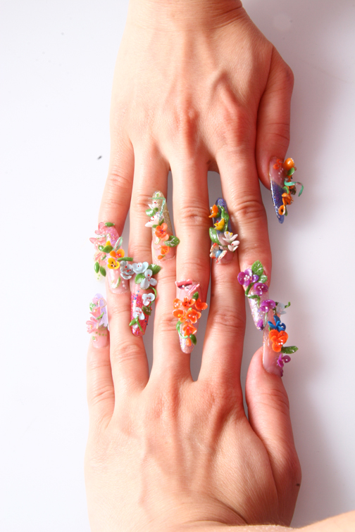Sinh động cùng nail 3D - xu hướng - Thời trang nữ - Tư vấn - Trang trí móng - Hè 2012
