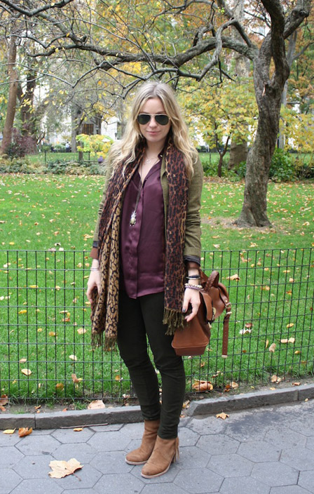 Would you wear dark green jeans like this blogger? - Trends
