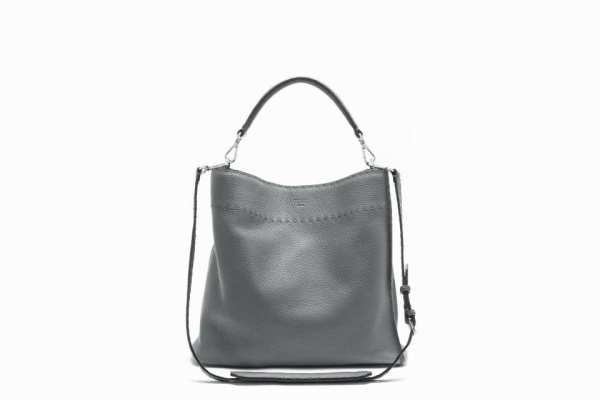 Fendi ra mắt túi xách Anna 1322. - Fendi - Túi xách - Thời trang - Phụ kiện