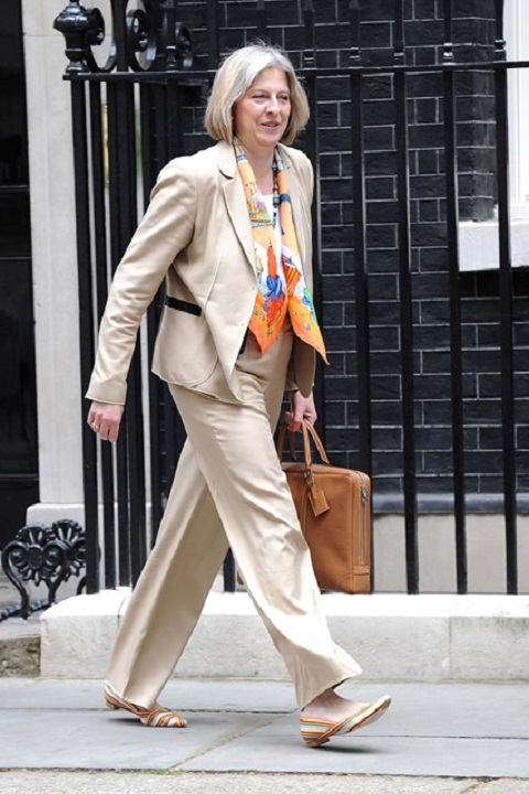 Theresa May นายกคนใหม่ของอังกฤษ ฉายาแฟชั่นนิสต้าแห่งรัฐสภา - แฟชั่น - แฟชั่นวัยรุ่น - เทรนด์แฟชั่น - แฟชั่นเสื้อผ้า - แฟชั่นคุณผู้หญิง - Celeb Style - อินเทรนด์ - ความงาม - ผู้หญิง - เทรนด์ใหม่ - แต่งหน้า