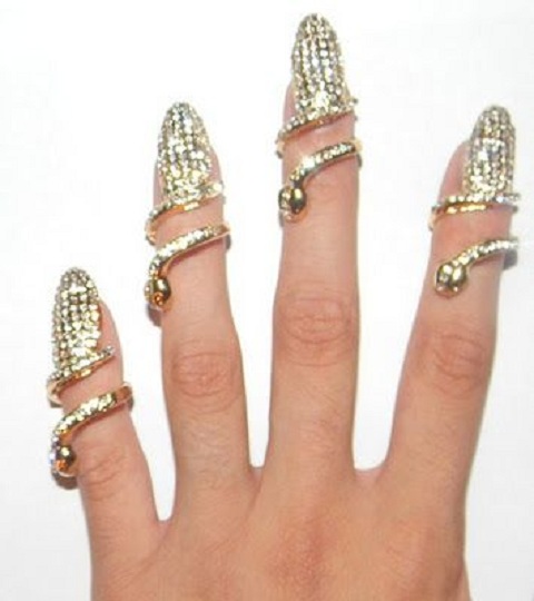 เปรี้ยวซ่าส์กับแหวนเทรนด์ใหม่ Mani Ring - Mani Ring - แฟชั่น - เทรนด์แฟชั่น - แฟชั่นวัยรุ่น - คอลเลคชั่น - แหวนสวมเล็บ