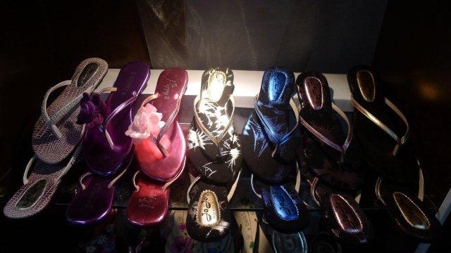 Jojo Slippers: Comfort for the feet in various colors and styles - Shoes - Thailand - Sandals