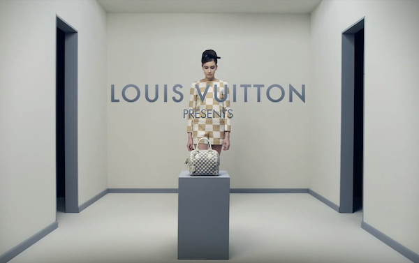 "Chick-In, Check-Out", BST Xuân/Hè 2013 Của Louis Vuitton [VIDEO] - Louis Vuitton - Thời trang - Xuân/Hè 2013 - Video - Thời trang nữ