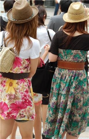 'TOKYO Street Fashion' สตรีทแฟชั่นสั่งตรงจากโตเกียว