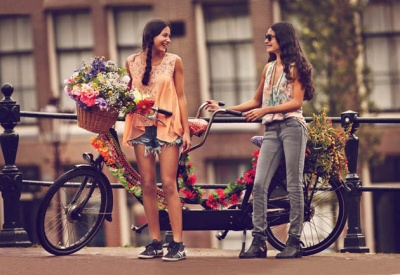 "Girls on Bikes" - Bộ ảnh mới nhất của Free People [Photos] - Bộ sưu tập - Thời trang nữ - Nhà thiết kế - Thời trang - Xuân 2013 - Free People - Girls on Bikes - Photos