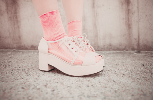 Accessories trend report: กระเป๋า&รองเท้าโปร่งใส - แฟชั่นคุณผู้หญิง - เทรนด์ใหม่ - อินเทรนด์