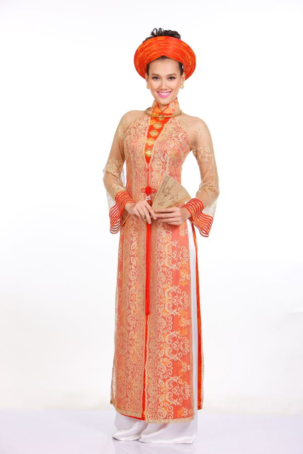 Lotus in Pearl Well - Wedding Collection of Vo Viet Chung Designer - Ao Dai - Wedding