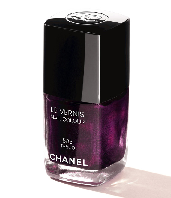 Môi đẹp gợi cảm cùng son bóng của Chanel - Chanel - Son Bóng - Bộ sưu tập - Nhà thiết kế - Thời trang - Mỹ Phẩm