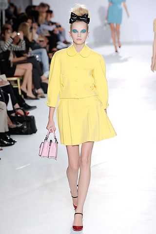 Yellow-trend of the moment - Fashion - Women's Wear - Trends