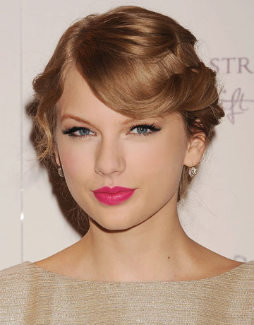 The Prettiest Makeup and Hairstyle from Female Celebrities - Makeup - Hair