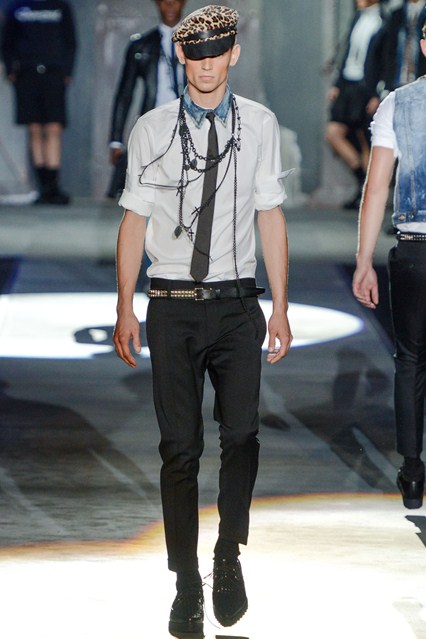 DSquared2 ra mắt BST thời trang nam xuân hè 2013 cực chất - DSquared2 - Nhà thiết kế - Thời trang nam - Thời trang - Bộ sưu tập