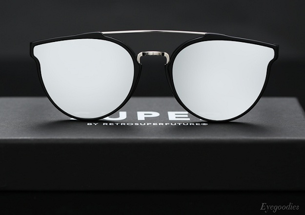 แว่นตาทรงล้ำ Super Forma Sunglasses - Super Forma Sunglass - เทรนด์ใหม่ - อินเทรนด์ - แฟชั่นคุณผู้หญิง - แว่นตา - แว่นตากันแดด