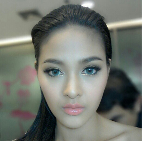 แต่งหน้าสวยเริ่ด เป๊ะ สไตล์ "ปุ๊กลุ๊ก" - แต่งหน้า - เมคอัพ - แต่งหน้าดารา - ปุ๊กลุ๊ก - ฝนทิพย์ - อดีตมิสไทยแลนด์ยูนิฯ - นางเอก
