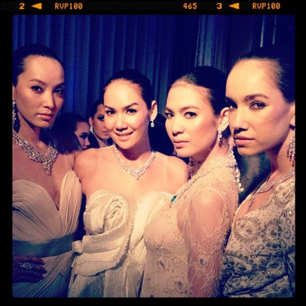 ประมวลภาพหรูเริ่ด!! ดารา-นางแบบ ร่วมงานแฟชั่นโชว์  Chanel Cruise - แฟชั่นโชว์ - หรูเริ่ด - ดารา นางแบบ - Chanel Cruise