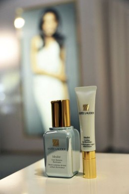 Estee Lauder Celebrates All Women with New Campaign - Estée Lauder - Skin Care - Campaign