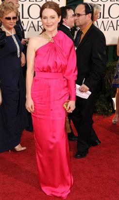 Golden Globes Red Carpet 2011 - Golden Globe Awards - Helena Bonham Carter - Natalie Portman - Angelina Jolie - Sofia Vergara - Anne Hathaway - Julianne Moore - Julia Stiles - Lea Michele