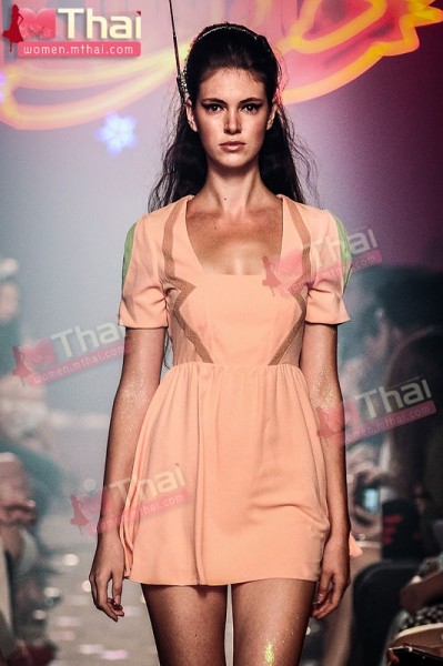 แฟชั่นโชว์  Kloset Inspiration AW 2013 แรงบันดาลใจจาก  Super Nova