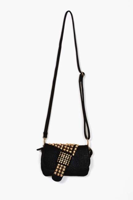 Trẻ trung ngày hè với túi xách rực rỡ từ Nasty Gal
