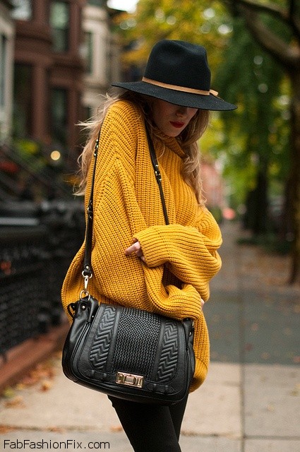Stylish Street Style: Chic Autumn Outfit Inspirations [PHOTOS] - Women's Wear - Autumn Outfit - Tips & Tricks - Fashion News - Tips - Street Style