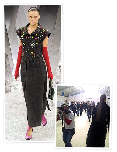 เกาะติดจาก Paris Fashion Week 2011 - รองเท้า - แฟชั่นดารา - แฟชั่น - แฟชั่นคุณผู้หญิง - อินเทรนด์ - Celeb Style - เทรนด์ใหม่ - แฟชั่นโชว์