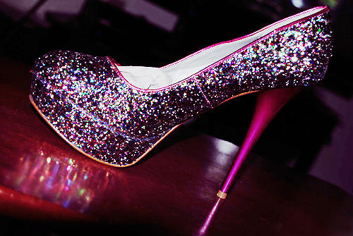 Trend Report: A Glitter Sparkle Heels. - Fashion - Women's Shoes - Shoes - Christian Louboutin - Sparkle - Heels