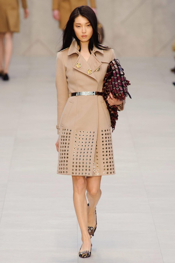 Quyến rũ và tinh tế cùng BST Thu/Đông 2013 của Burberry - Thời trang nữ - Bộ sưu tập - Nhà thiết kế - Thời trang - Thu / Đông 2013 - Burberry Prorsum