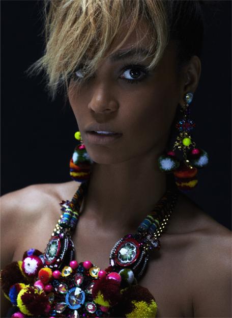 Joan Smalls chụp ảnh thời trang cho tạp chí The Edit tháng 6/2013. - Joan Smalls - Người mẫu - Thư viện ảnh - Tin thời trang