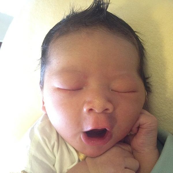 อัพเดท!! ภาพน้องภูดิศ ลูกชายหัวแก้วหัวแหวนของ ป๋อ เอ๋ ทะเล้นเชียว! - ลูกดารา - ภาพน้องภูดิศ - ลูกชายป๋อ เอ๋ - ป๋อ ณัฐวุฒิ สกิดใจ - ลูกชายคนแรก