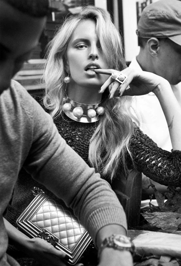 Karolina Kurkova quyến rũ trên Tạp chí Vogue Mexico - Karolina Kurkova - Tháng 04/2014 - Vogue Mexico - Thời trang - Thời trang nữ - Thư viện ảnh - Phong Cách Sao - Người mẫu