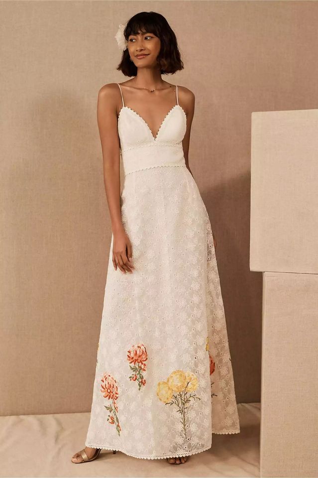 20 Country Wedding Dresses For A Rustic Wedding Global Fashion Report   B 2enevbrnpnk 