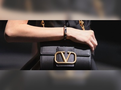 3 Bag Trends Conquering the Fall/Winter 2021 Catwalks